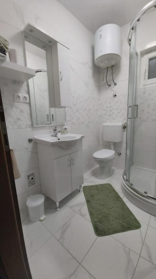 פג Apartments Nenad & Marija מראה חיצוני תמונה