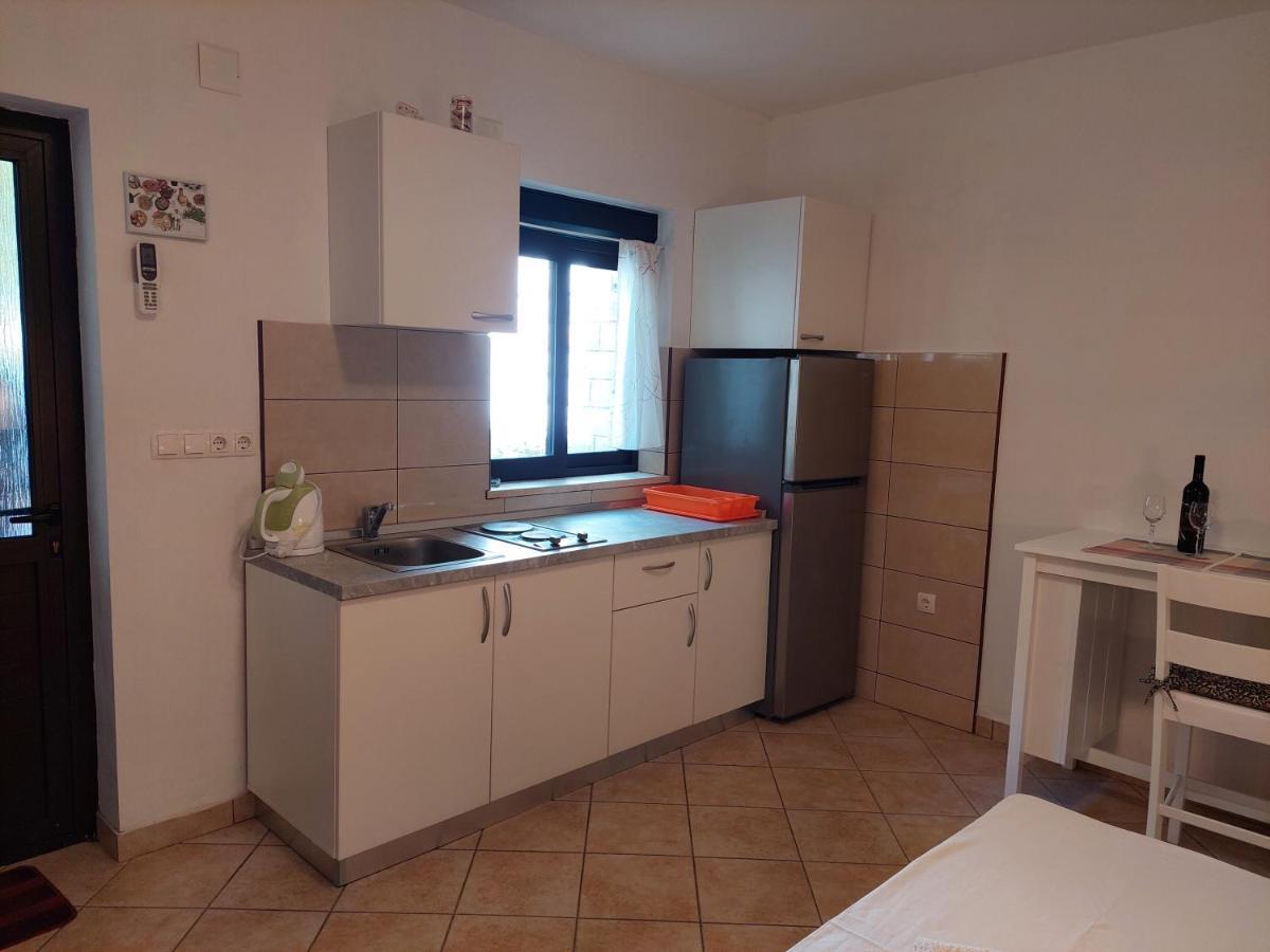 פג Apartments Nenad & Marija מראה חיצוני תמונה