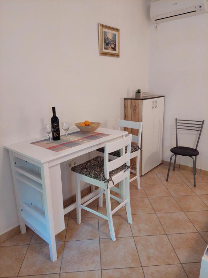 פג Apartments Nenad & Marija מראה חיצוני תמונה