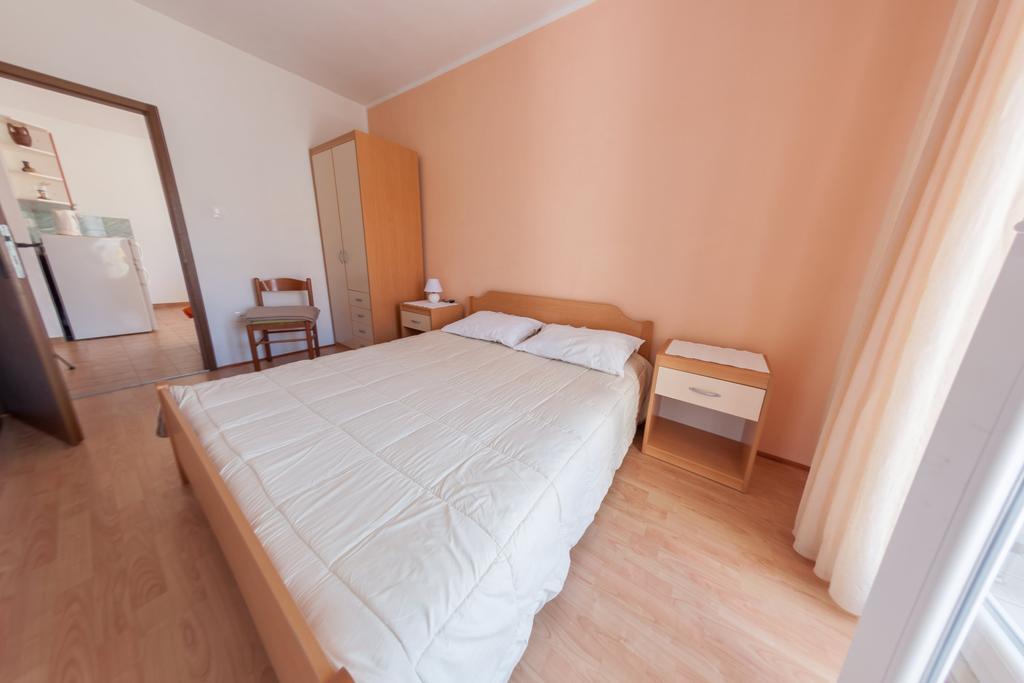 פג Apartments Nenad & Marija מראה חיצוני תמונה